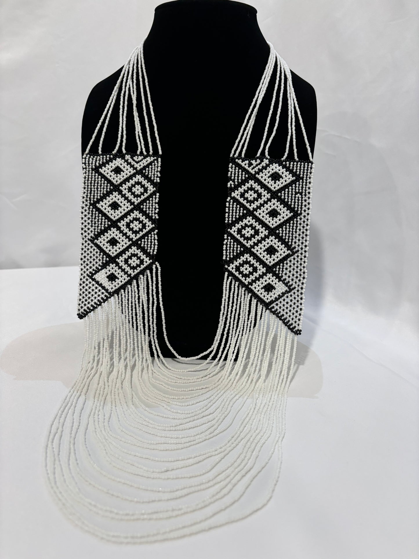 Black/White Combo Traditional Bead Set (Borchar)