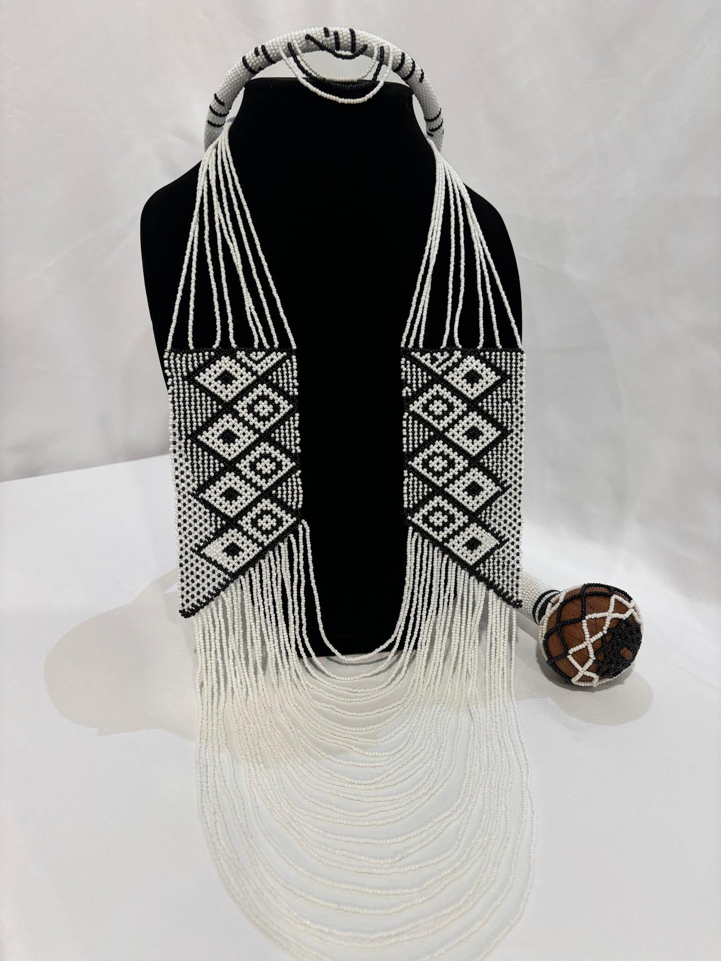 Black/White Combo Traditional Bead Set (Borchar)